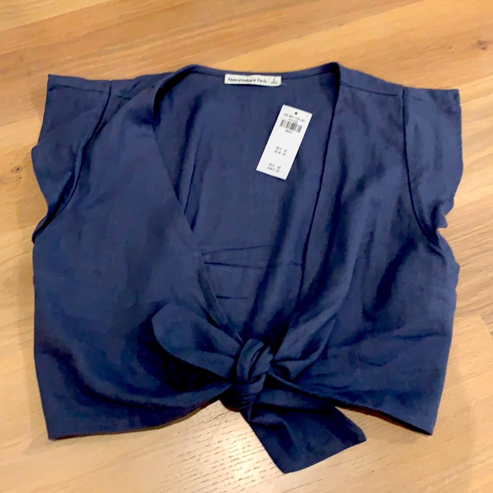Abercrombie and Fitch Crop Tie Top